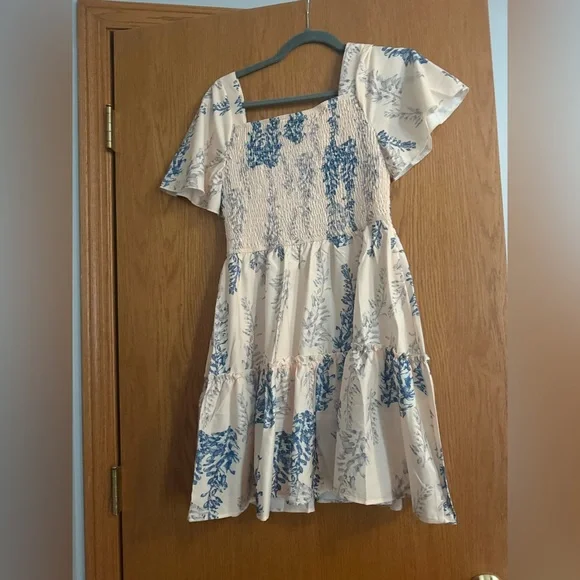 SHEIN Smocked Dress with Blue Floral Design - Picture 7 of 7